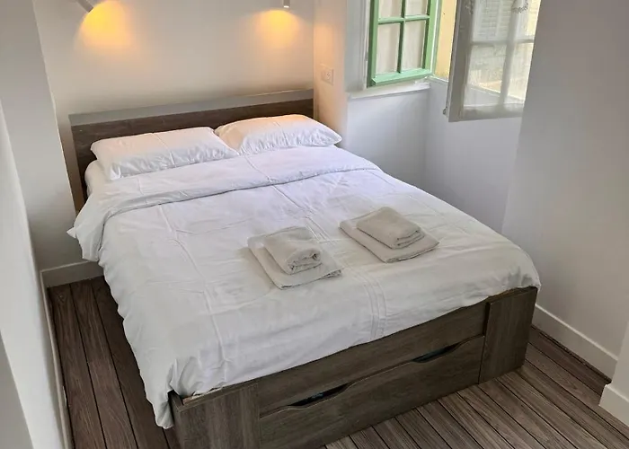 Carre D\'Or: Very Central Calm Cozy 2Br, With Wi-Fi