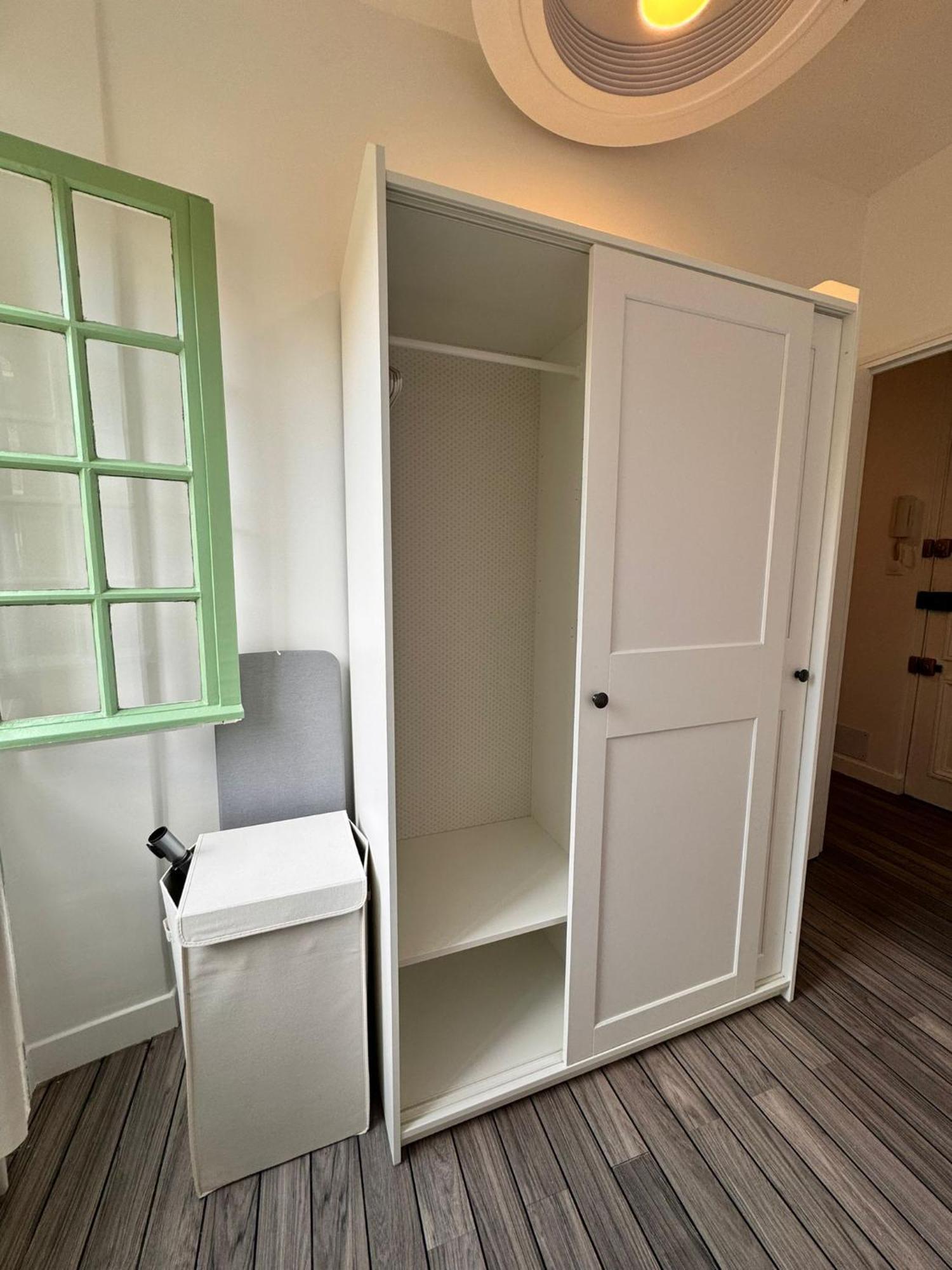 Carre D'or: Very Calm Cozy 2br, With Wi-fi Appartement