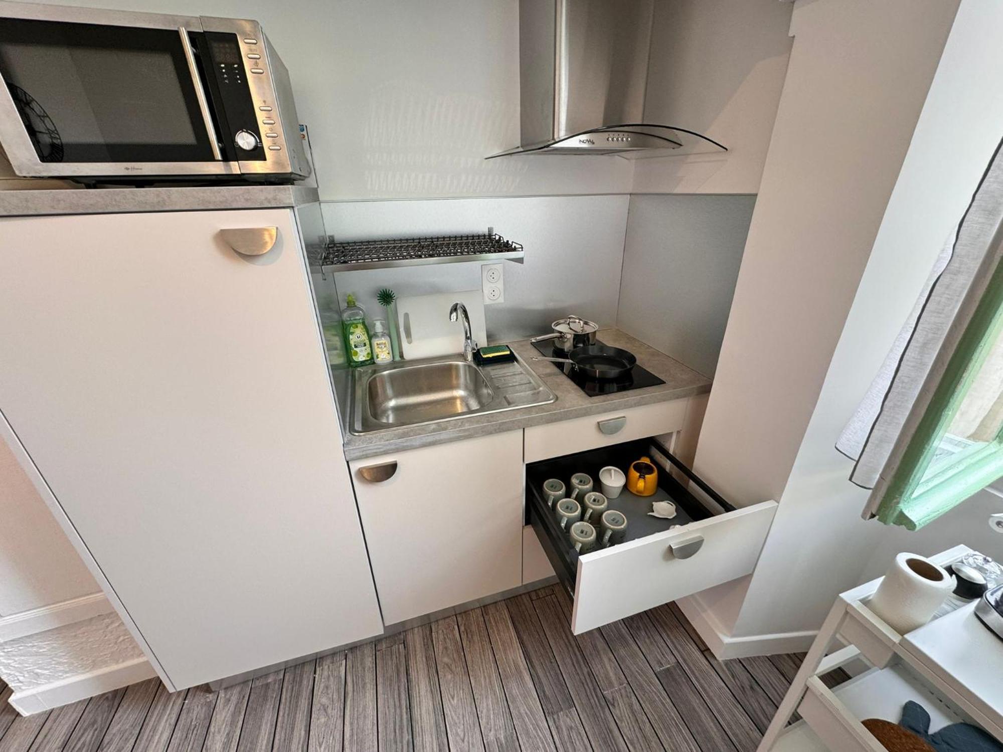 Appartement Carre D'or: Very Calm Cozy 2br, With Wi-fi Nice