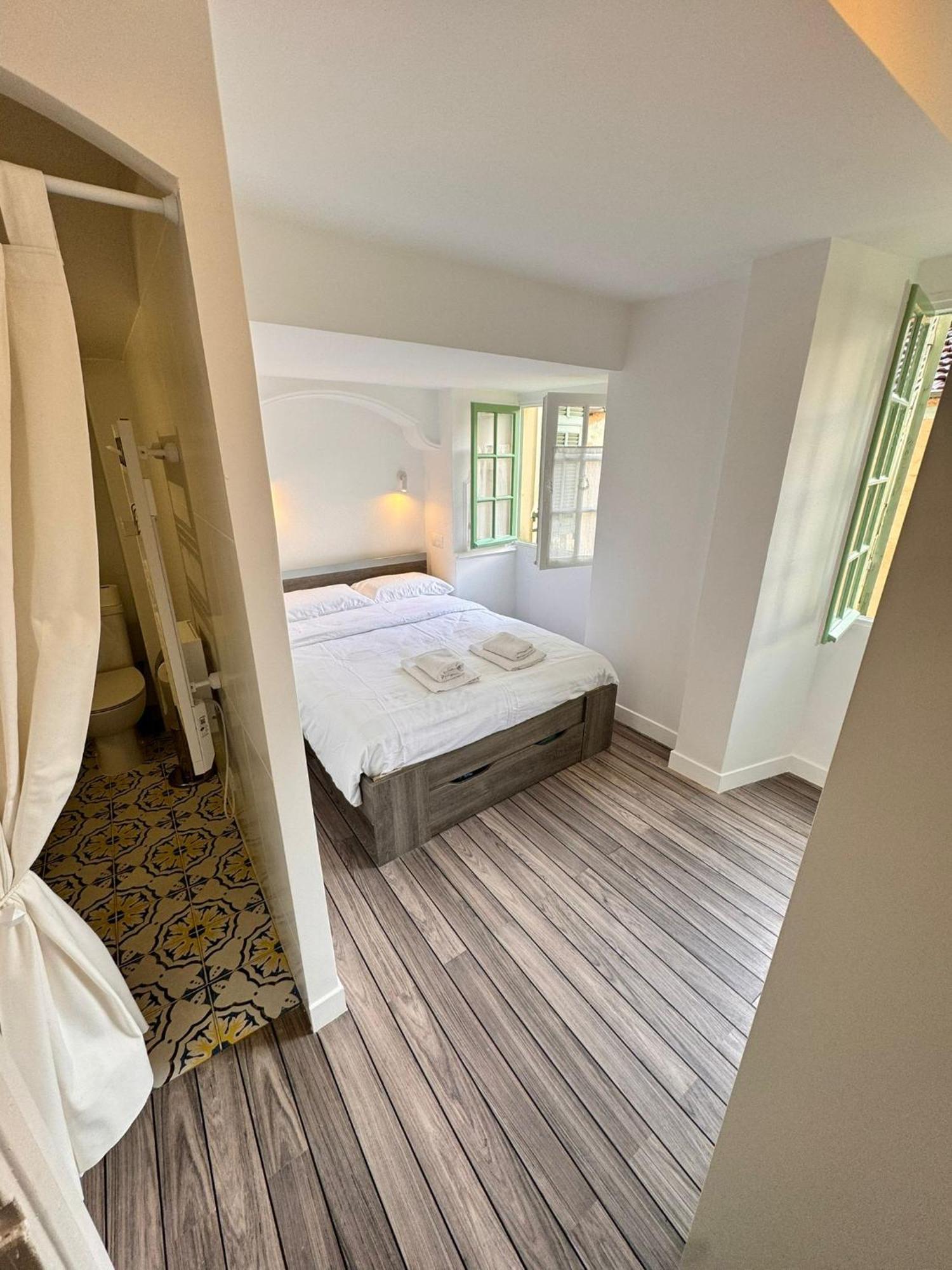 Carre D'or: Very Calm Cozy 2br, With Wi-fi Appartement